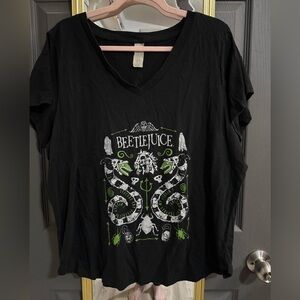 2X Black and Green BeetleJuice V-Neck T